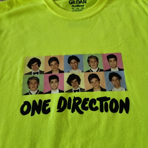 One direction yellow tshirt, size medium - Picture 2 of 4